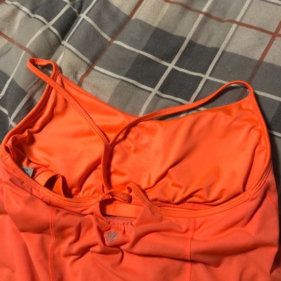 Work out top - Picture 4 of 4